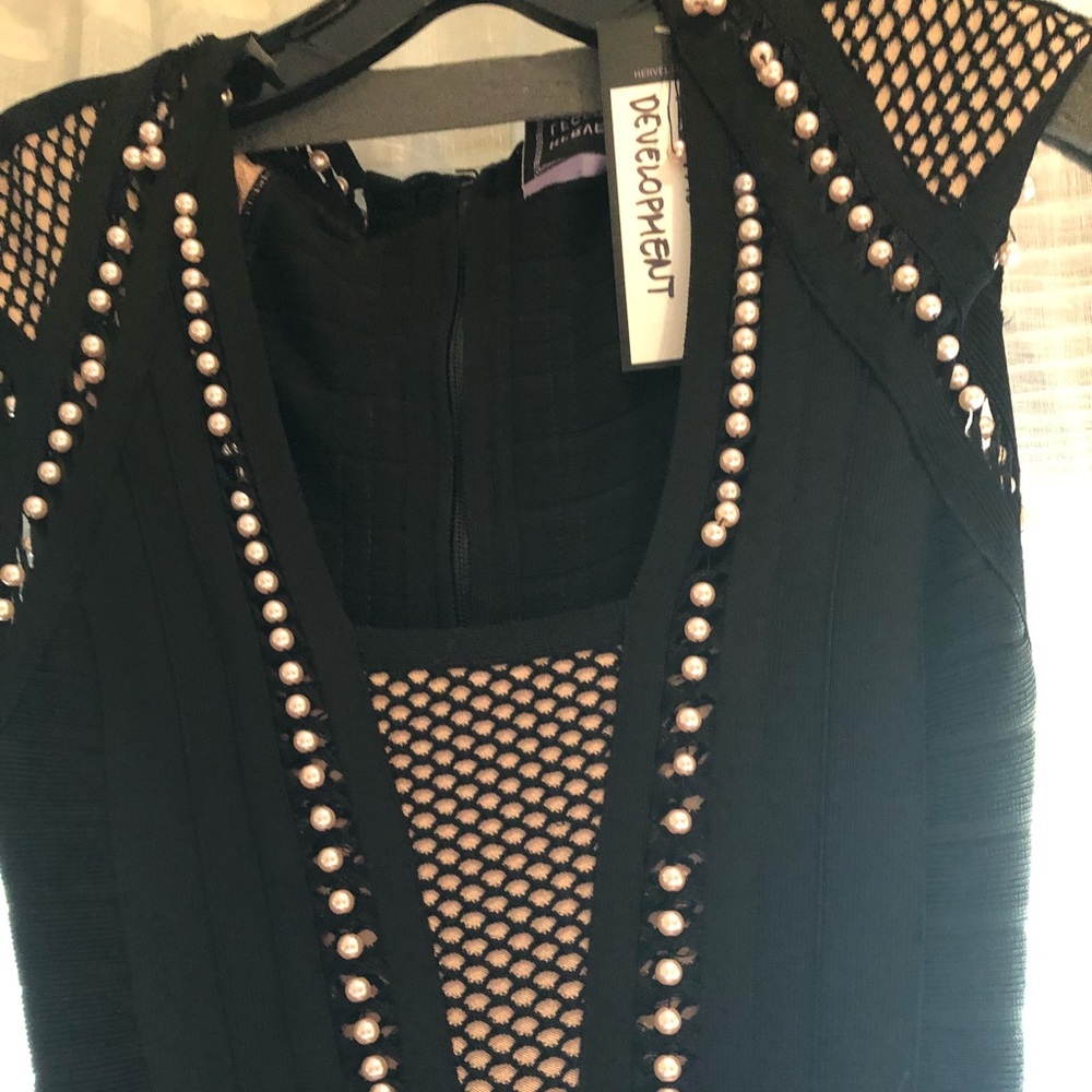Sample Herve lever dress